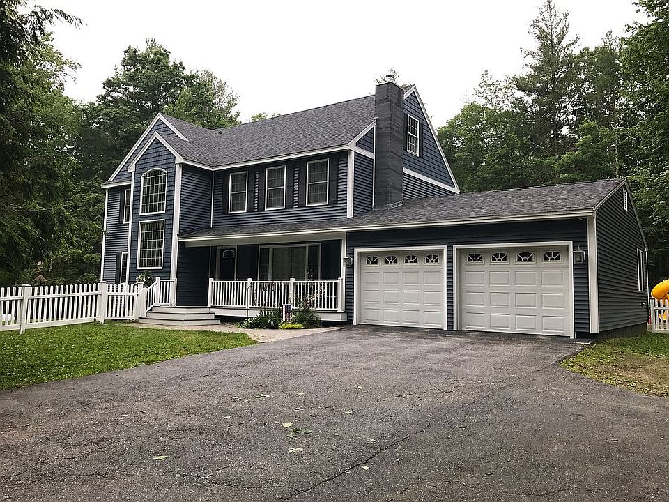 2nd image of 14 Beech Hill Rd