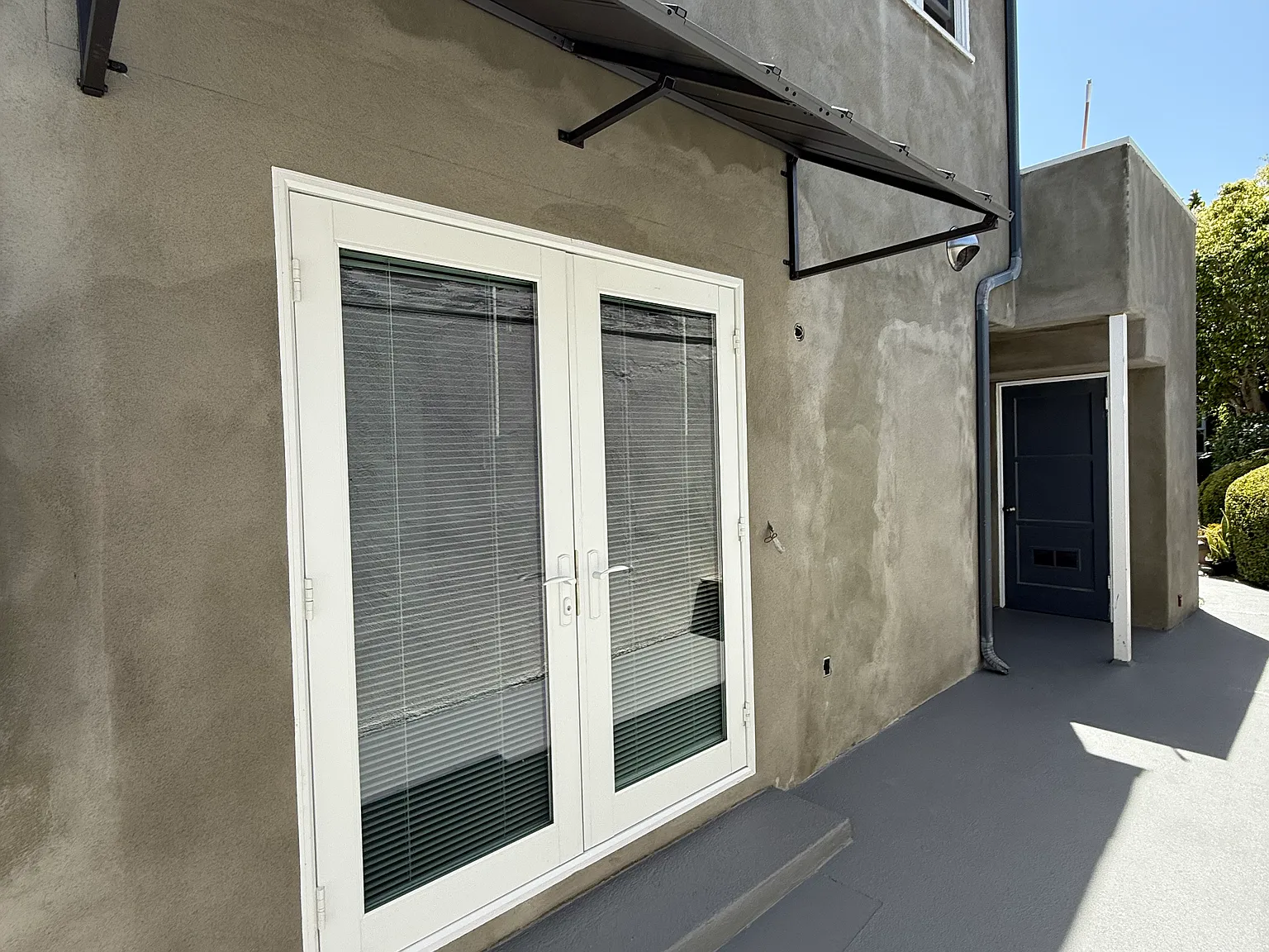 1 bed, 450 sqft, $2,690 — Photo 2