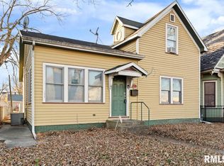 1121 N 5th St, Springfield, IL 62702