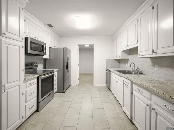 422 Bonnie Jean Dr, Baton Rouge, LA 70819