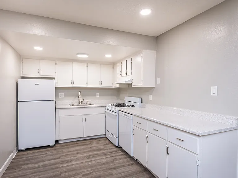 2 Bedroom Kitchen