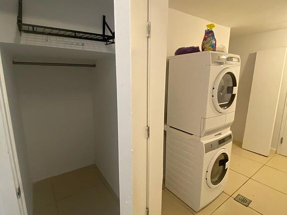 3rd image of 228 Evergreen Ave #1
