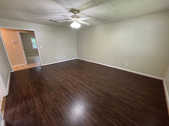 4th image of 150 Rogers Dr #29a7b2b5b