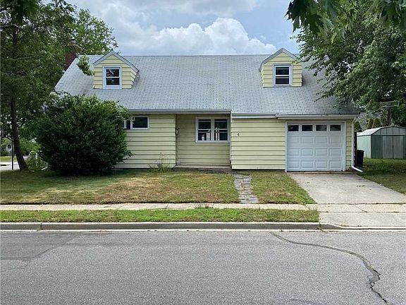 2nd image of 6 Dikeman Ct