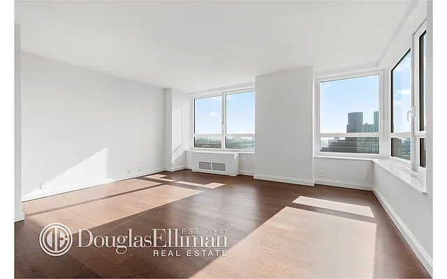 Rented by Douglas Elliman | media 23