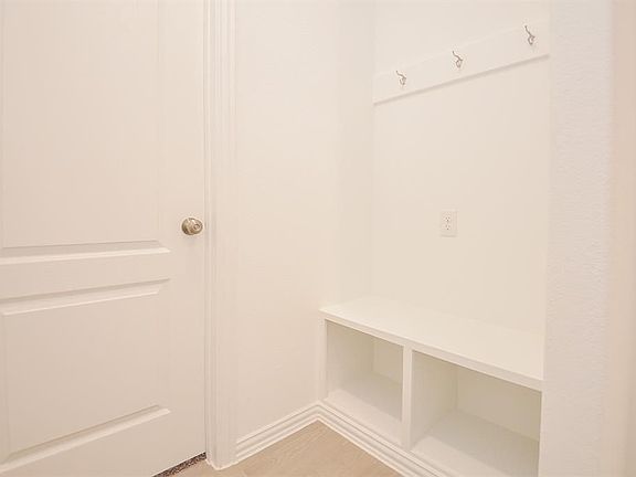 4th image of 7930 Royal Palm Dr