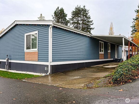 2nd image of 15410 SE 272nd Street #116