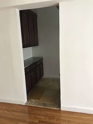 Rented by ITW Real Estate | media 25