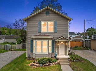 111 N Jefferson St, Lowell, MI 49331