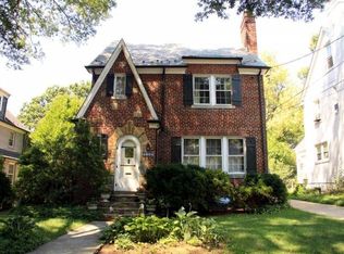 4604 46th St NW, Washington, DC 20016