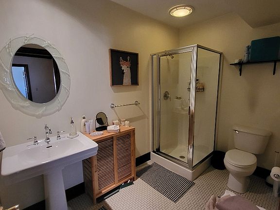 5th image of 1437 N Prospect Ave #300