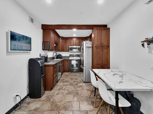 1256 Patricia Ave Unit 15, Simi Valley, CA 93065