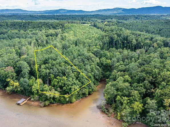 338 E Settings Blvd NW, Valdese, NC 28690