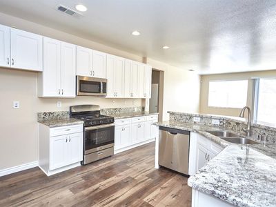12562 Westbranch Way, Victorville, CA, 92392