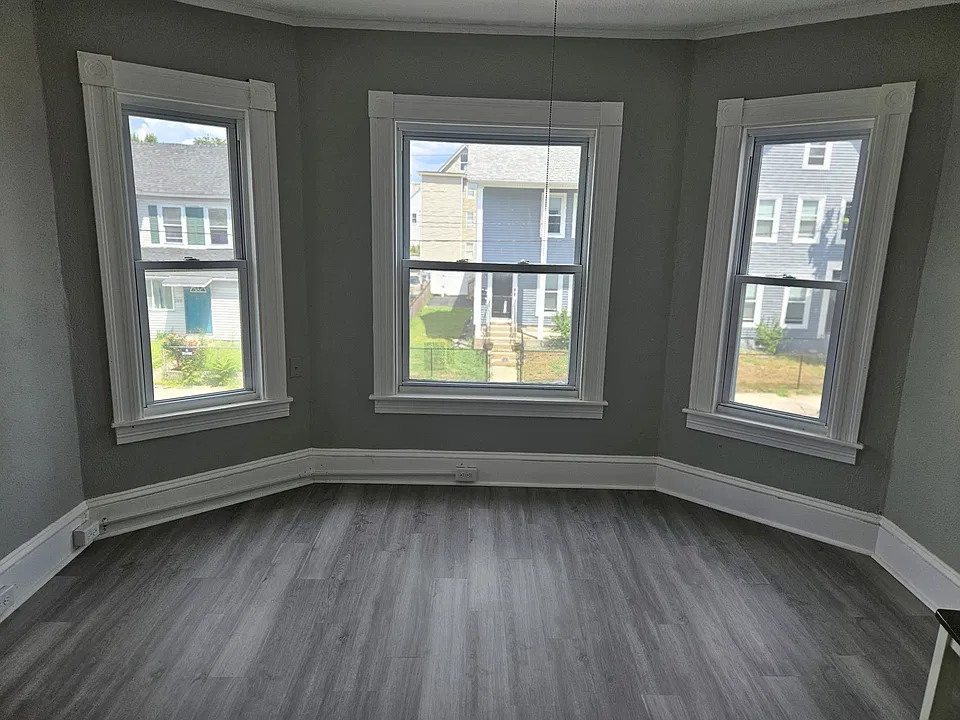 285 Lake Ave #5
