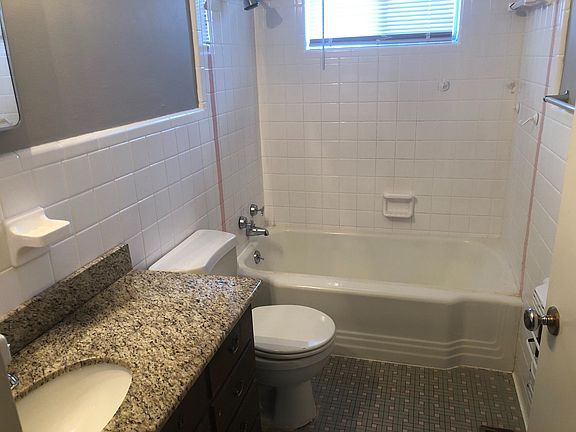 5th image of 3A Garfield Cir #A