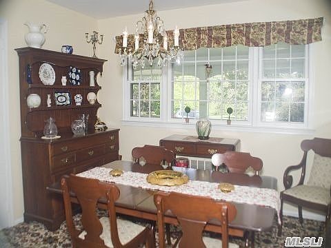 4th image of 9 Hardwick Dr