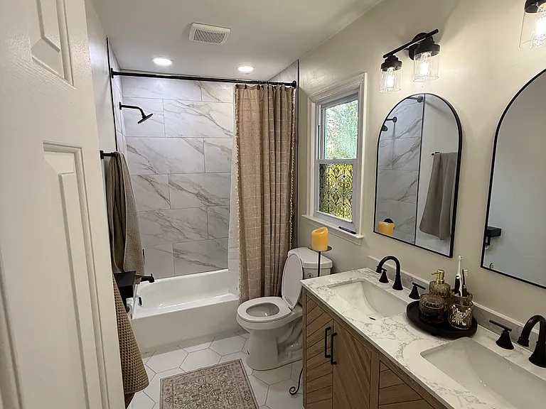 14305 Penrith Ln — Photo 11