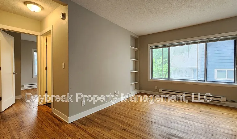 1258 10th St N #101 — Photo 5
