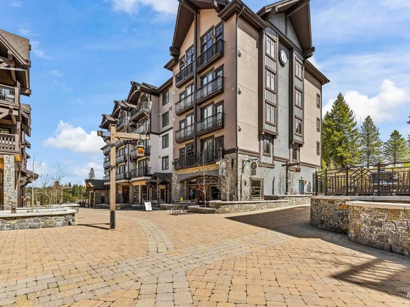 720 Village Dr Unit 406, Donnelly, ID 83615