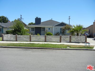 2100 W 97th St, Los Angeles, CA, 90047