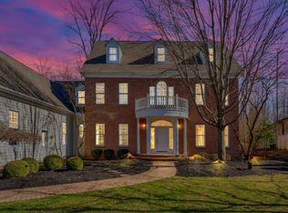 5076 Canterbury Dr, Powell, OH