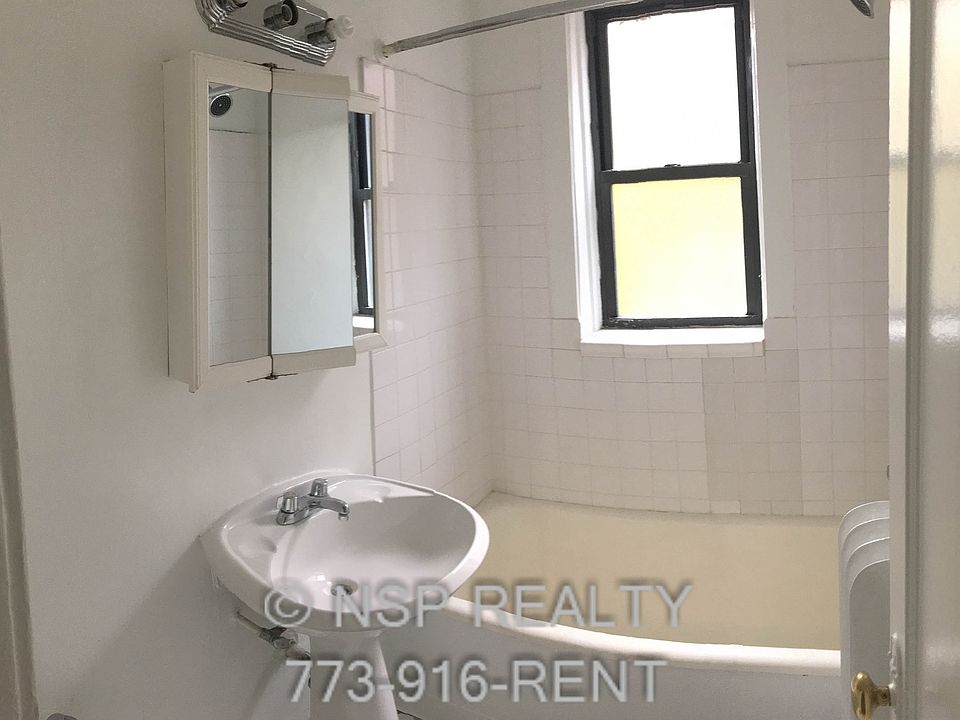 2nd image of 1321.5 W Estes Ave #3-34