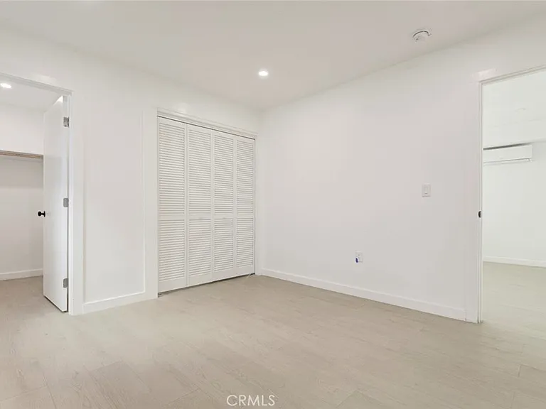 5654 1/2 Cartwright Ave #5654 — Photo 12