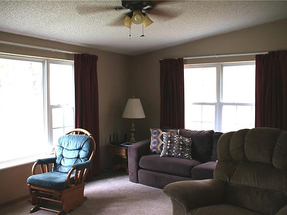 5th image of 2601 W Winston Dr