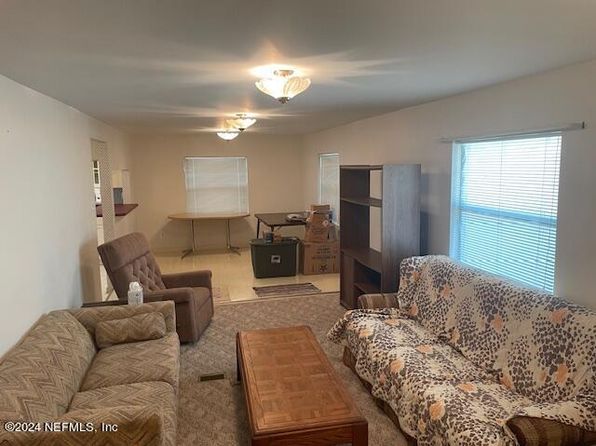 6034 TWIN PINES Road, Jacksonville, FL 32234