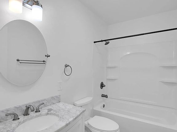 5th image of 4337 E Wilshire Dr