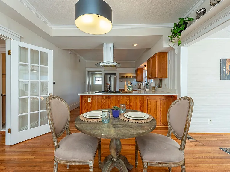 829 Montreat Rd — Photo 15
