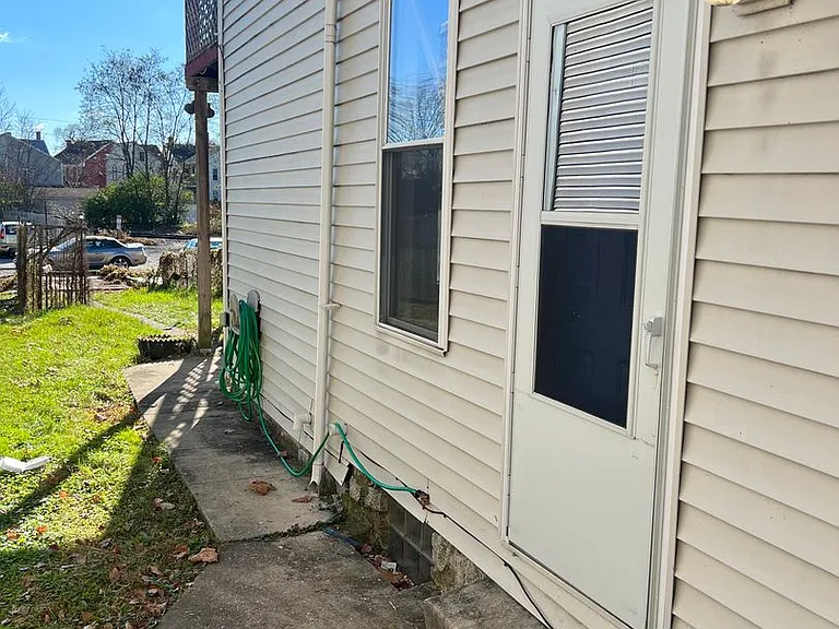 423 N Hanover Street — Photo 4