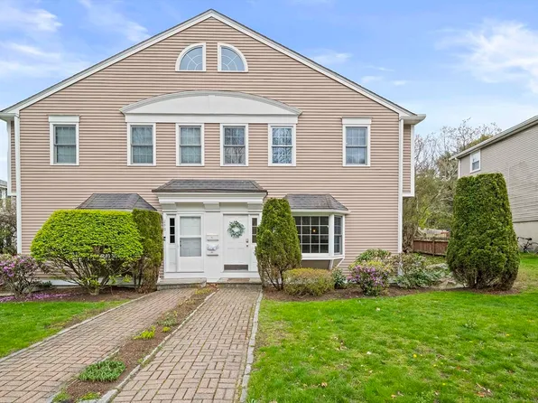 290-292 Lagrange St, Newton, MA 02467