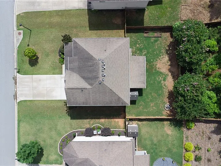 5595 Banner Blvd — Photo 35