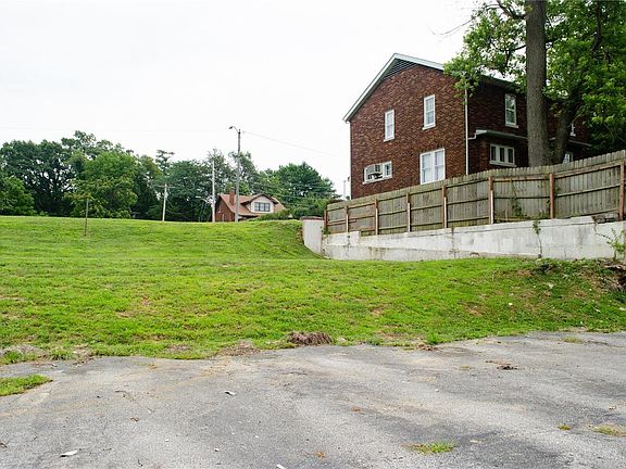 5th image of 8512 W Main St #B