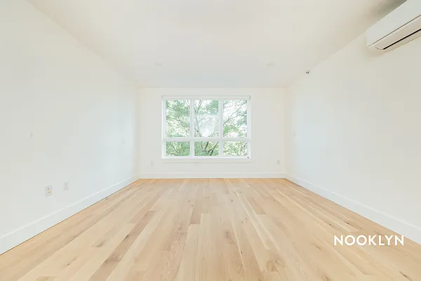 Rented by Nooklyn NYC LLC | media 38