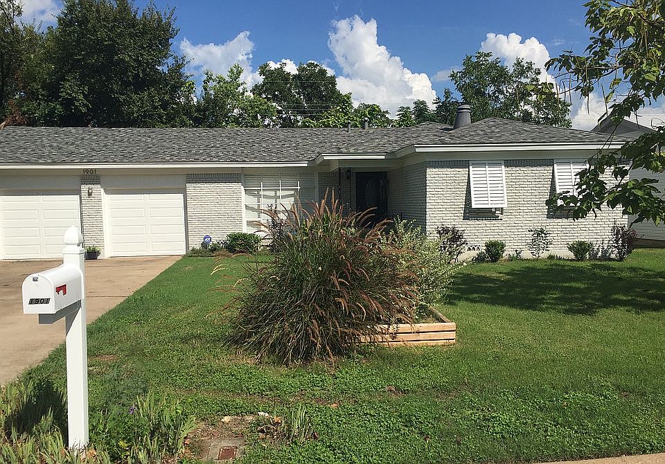 1st image of 1901 Hilltop Dr