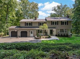 151 Rivergate Dr, Wilton, CT 06897