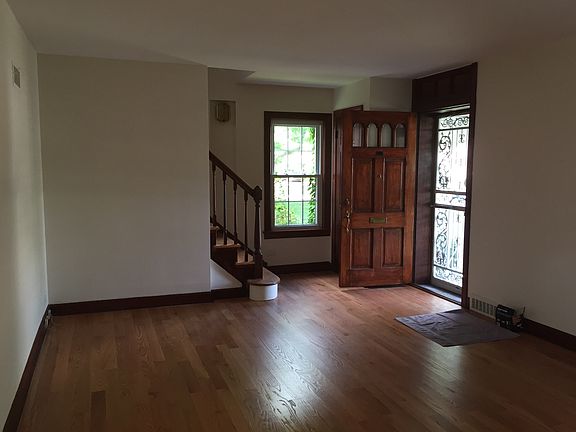 2nd image of 1622 N 76th Ave