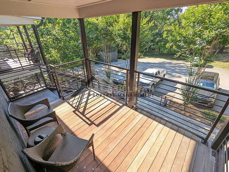 144 E Tryon St #5 — Photo 15