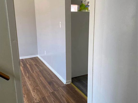 3rd image of 37 Eagan Dr APT 4