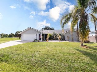 6047 Tabor Ave, Fort Myers, FL 33905
