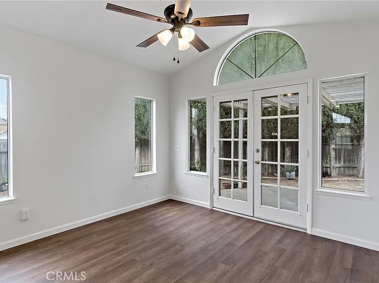 39563 Chabot Cir — Photo 11