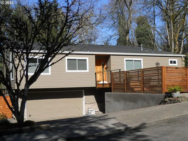 4471 Chapman Way photo 1
