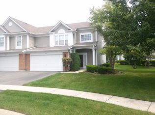 1390 E Baronet Ln, Palatine, IL 60074