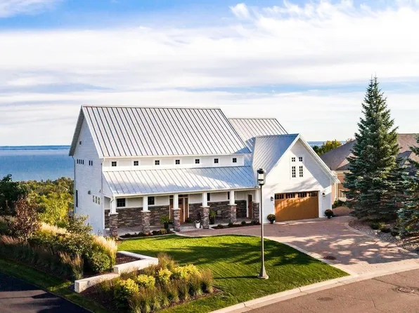 3725 N Ridge Rd, Duluth, MN 55804