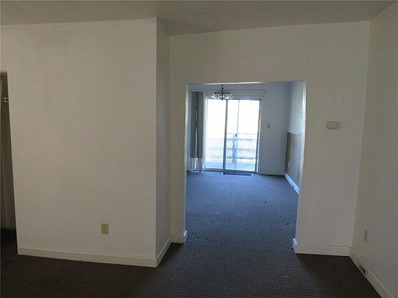 4th image of 203 Birmingham Ave