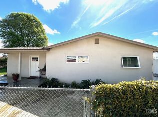 10517 McCormac Ave, Bakersfield, CA 93307