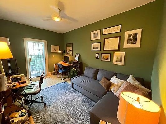 Rented by Realty Collective | media 22